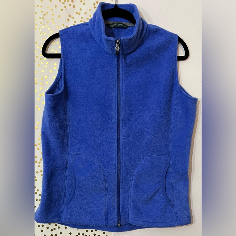 Woolrich Women’s Fleece Zip Up Vest Pockets in Royal Blue size Medium